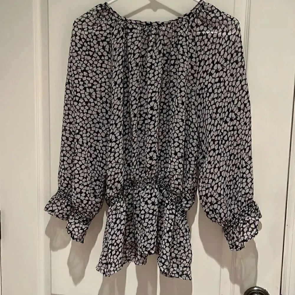 Jennifer & Grace blouse Size L - Picture 4 of 4